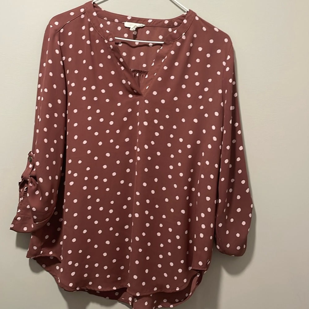 Women’s Maurice’s 3/4 sleeve shirt blouse wine pink polka dot